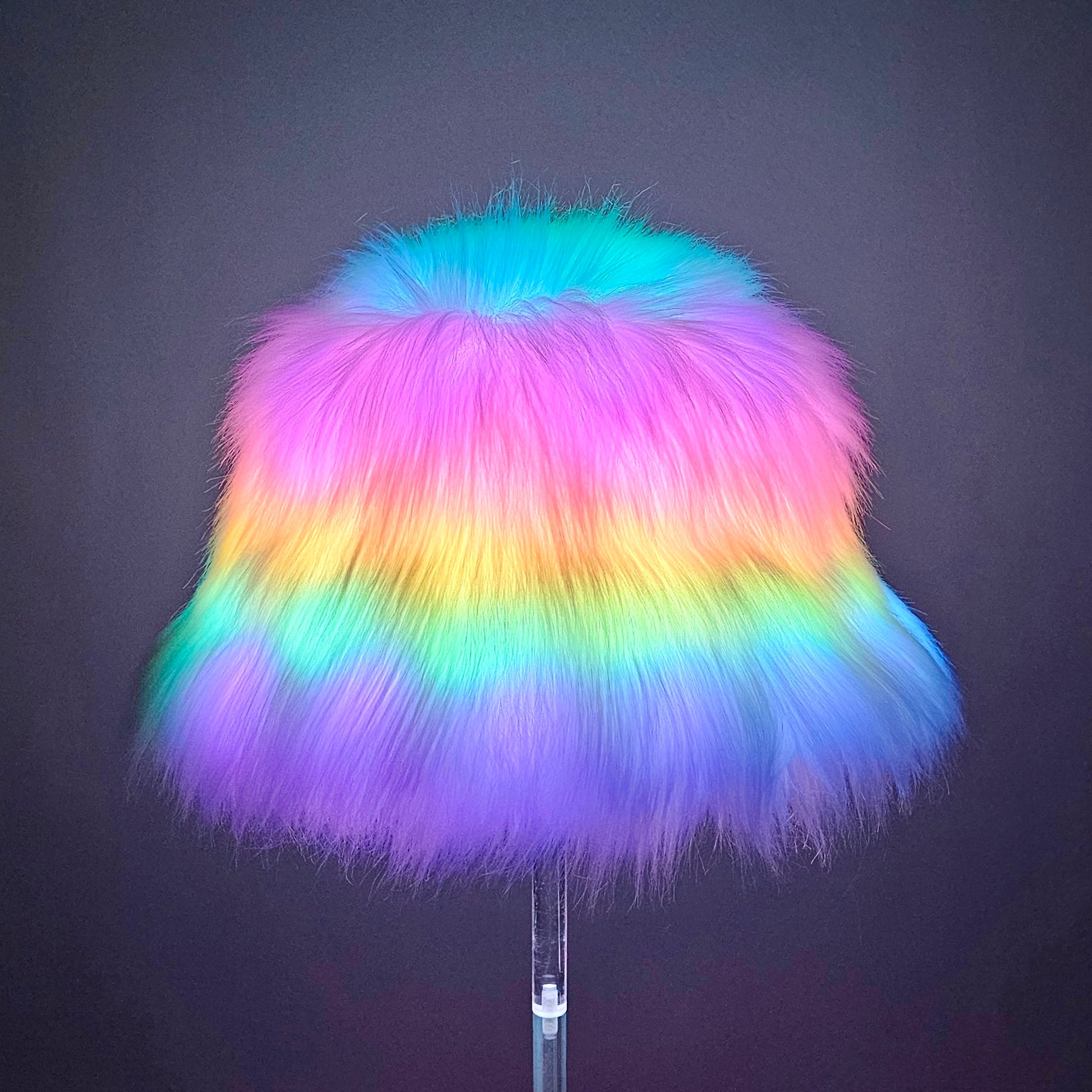 Lavender faux fur bucket hat with LEDs